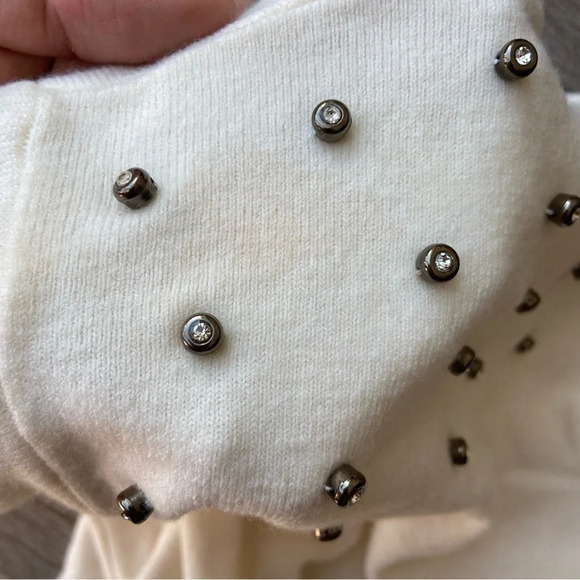 J Jess Beaded Embellished Soft Pullover Sweater - Picture 15 of 16